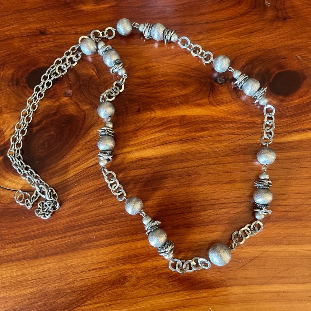 Elegant‎ Silver Beaded Necklace